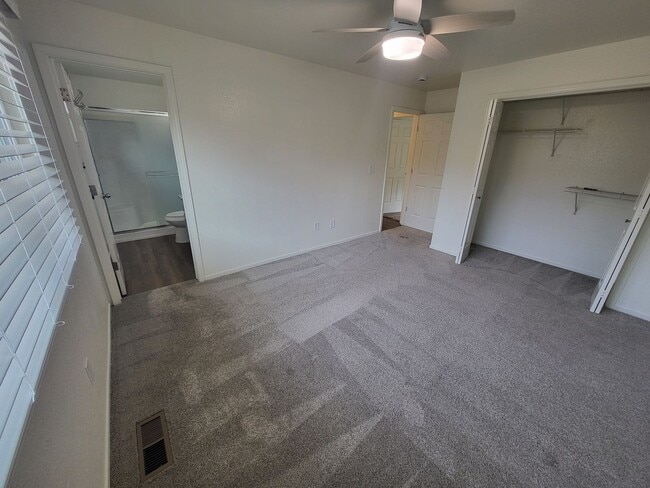 Photo - 3146 Heaton Way