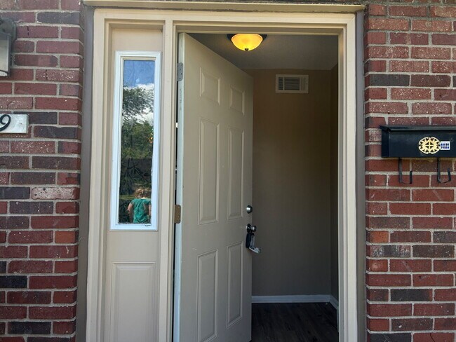 Photo - Charming 2-Bed Condo Retreat with 1.5 Baths in Prime Greenwood Location – 1088 Sq Ft of Comfort!