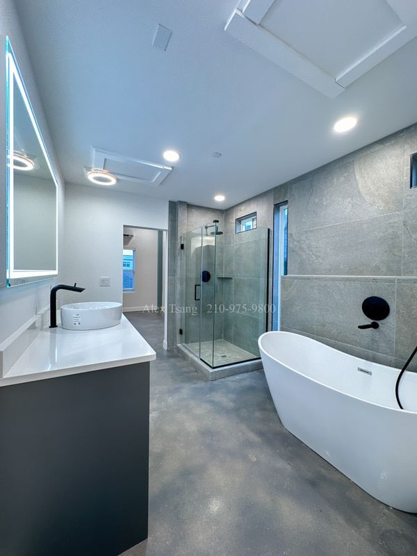 Photo - 630 Montana St