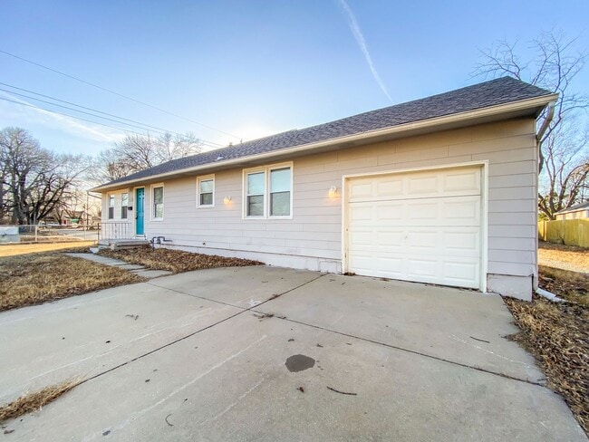 Photo - 11426 Applewood Dr