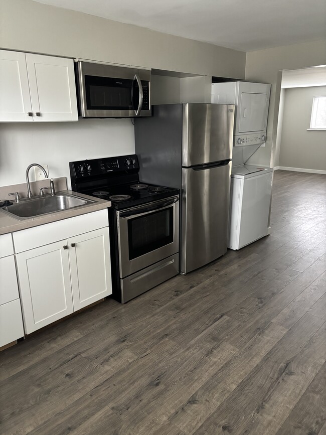 Photo - 669 Gibbard Ave Apartments Unit D