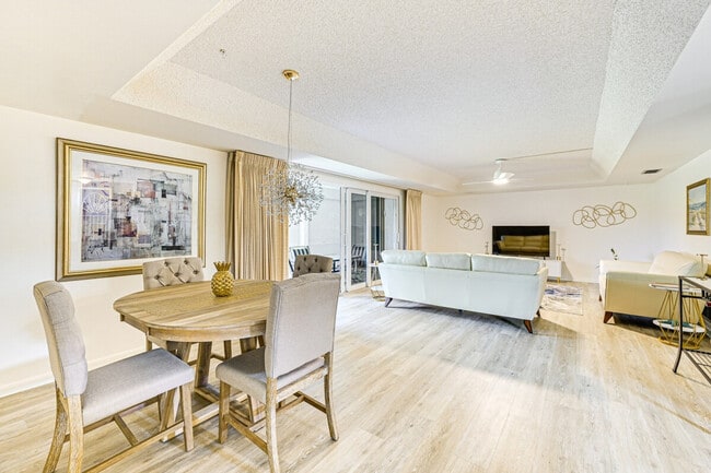 Photo - 432 Teryl Rd Unidad ID1307080P