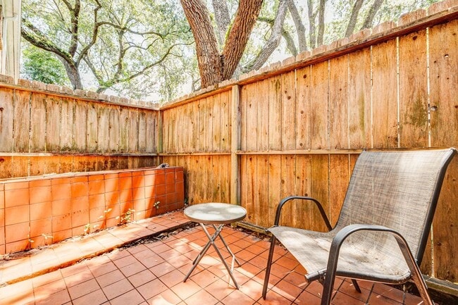 Building Photo - 4040 San Felipe St Unit 134
