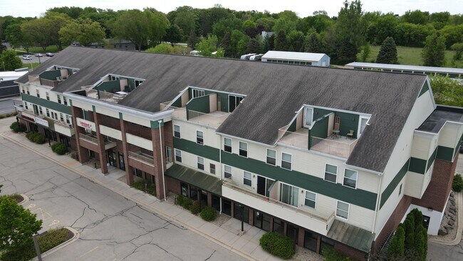 Building Photo - McComb Place Rental