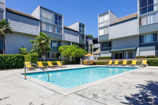 Windward Village Apartments
