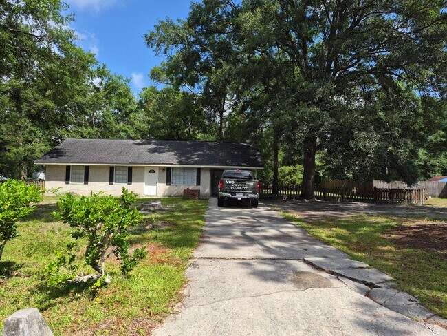 Photo - 531 Ashmore Rd