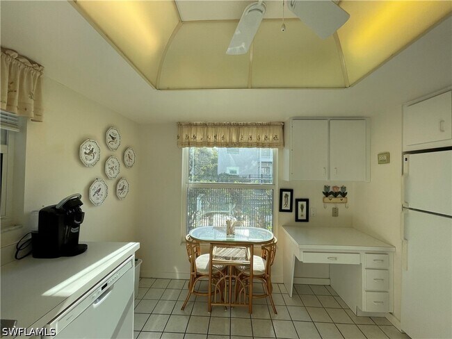 Photo - 254 6th Ave S Unidad 8