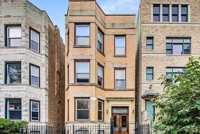 Building Photo - 3515 N Wilton Ave Rental