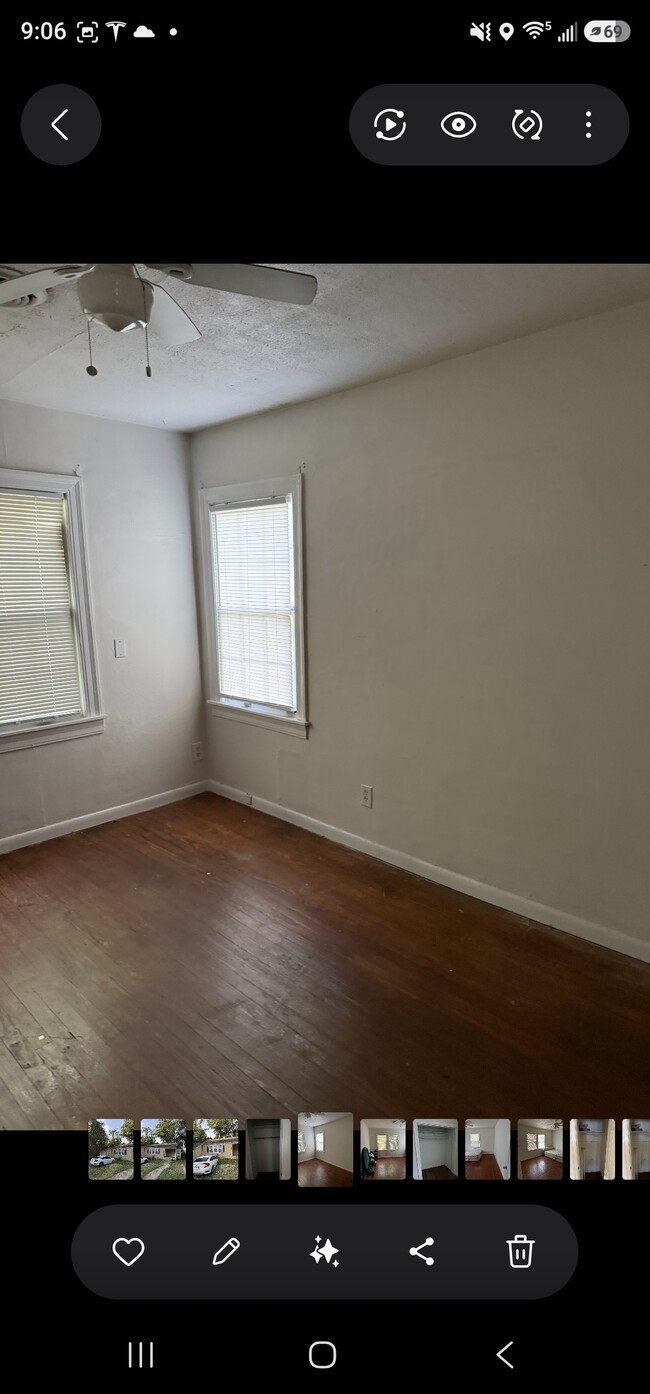 Photo - 111 Westridge Dr