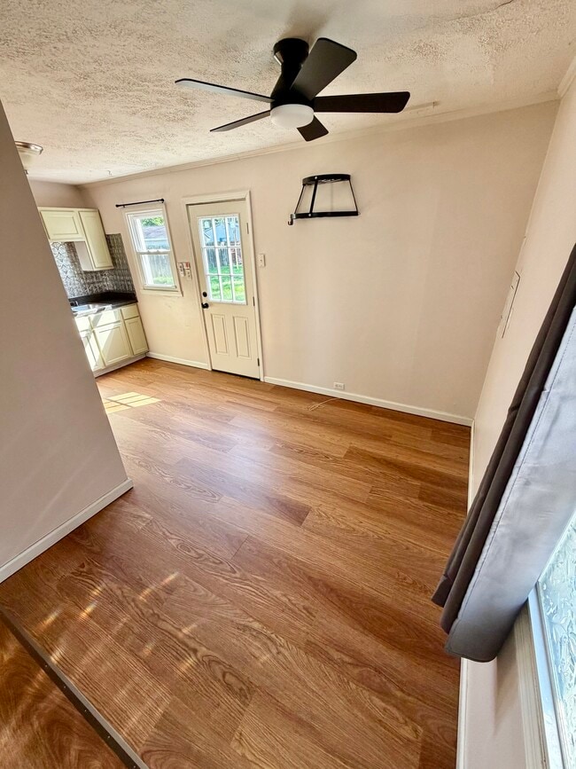 Photo - 1604 Marbo Ave