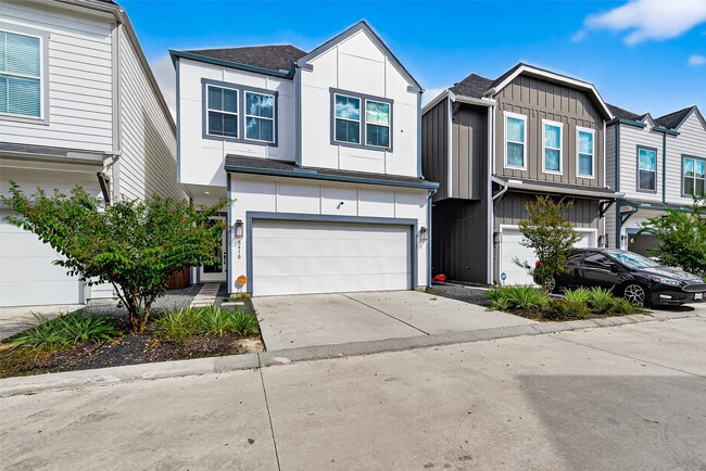 Photo - 8410 Berry Brush Ln