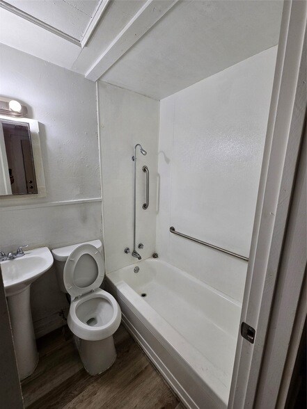 1615 Alston Ave Unit D