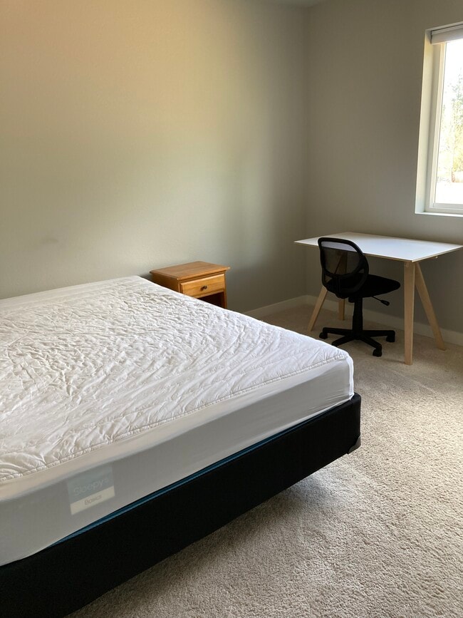 Photo - 5137 125th St NE