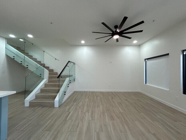 Photo - 6317 Krone Ln Unit A3