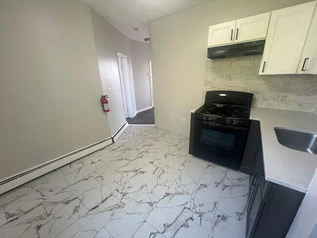 Photo - 271 Summer St Unit 3R