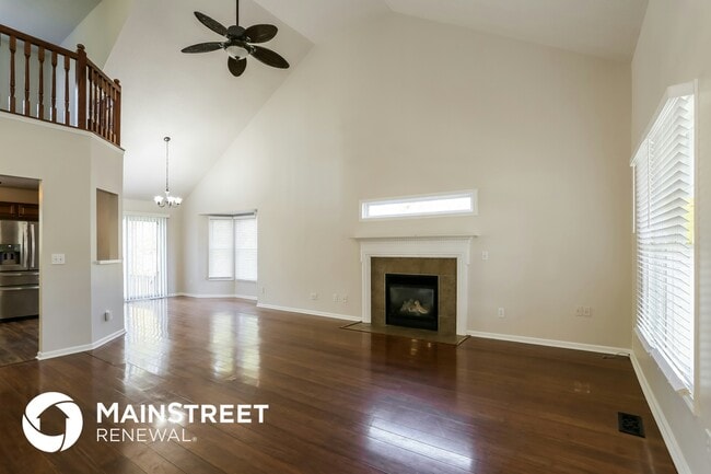 Photo - 2025 Santuomo Ave