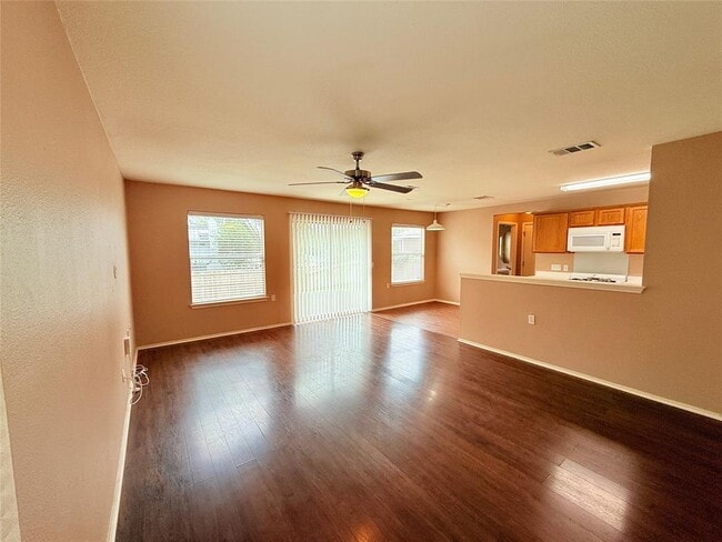 Photo - 5313 Hutchinson Dr