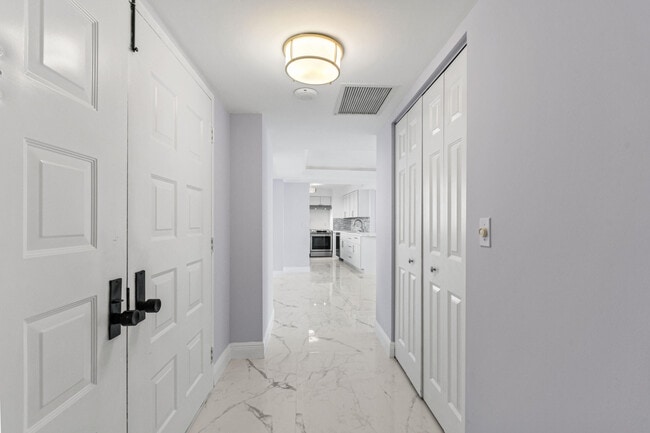 Photo - 5200 N Flagler Dr Unidad 1404