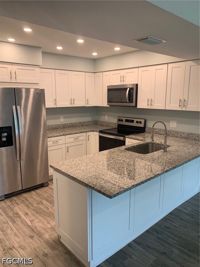 Photo - 8849 Somerset Blvd