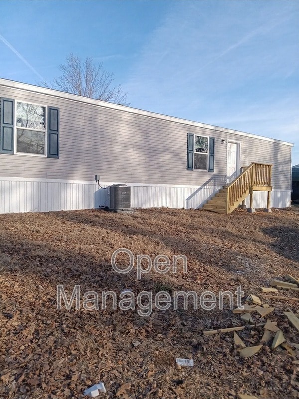 Photo - 16 English Village Park