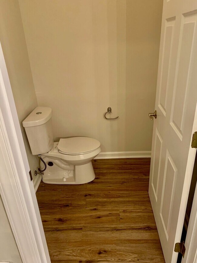 Port Warwick Luxury attached Home Townhome Rental in Newport News VA