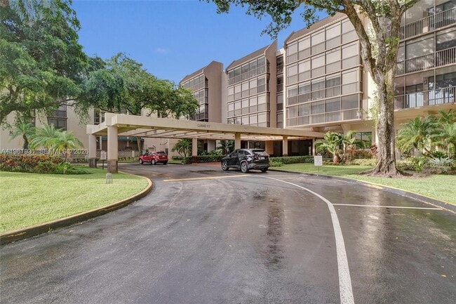 Photo - 2814 N 46th Ave Unidad H376