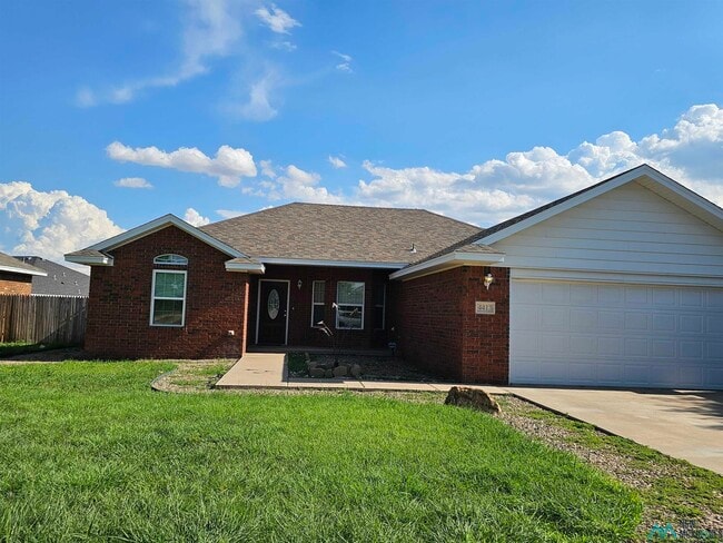 Building Photo - 4413 Sandstone Dr