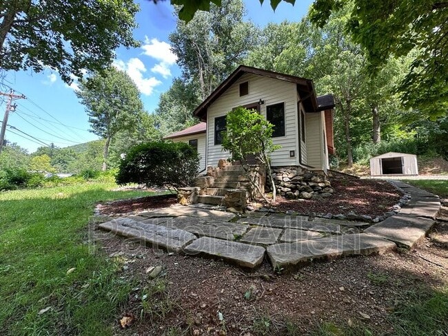 Photo - 267 Davis Creek Rd