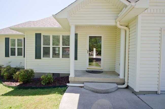 Photo - Lovely 3 bed 2 bath in East Limestone minutes to Athens!