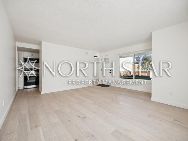 Photo - Remodeled Condo in the Heart of Old Town Lake Oswego