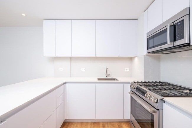 1410 Columbia