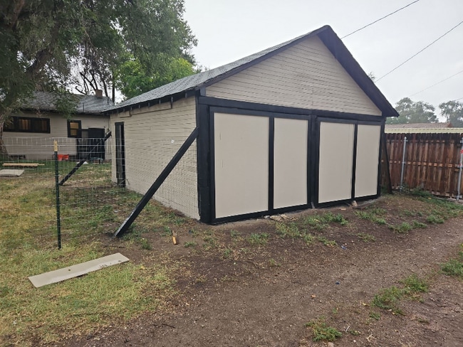 Photo - 1226 Van Buren St