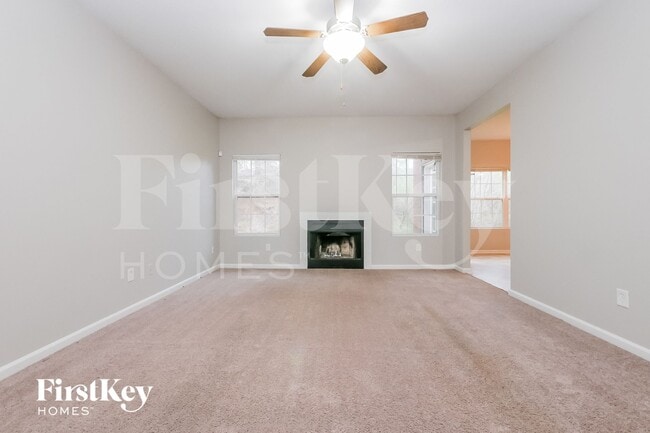 Photo - 5052 Pioneer Pkwy