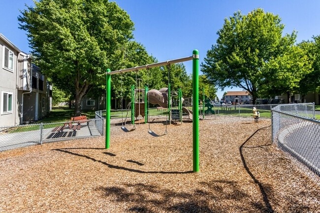 Photo - 1335 SW 2nd St