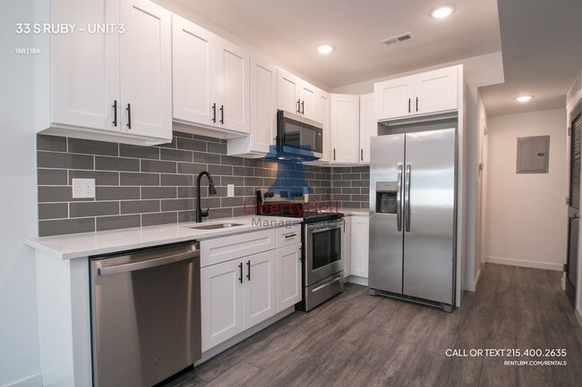Building Photo - 33 S Ruby St Unit 3