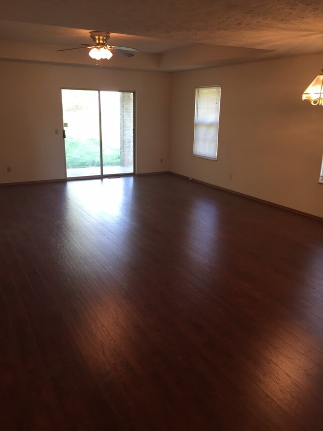 Photo - 3360 S Parkmont Ct