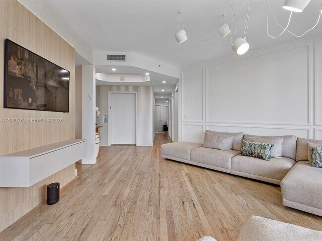 Photo - 9751 E Bay Harbor Dr Unit 11A