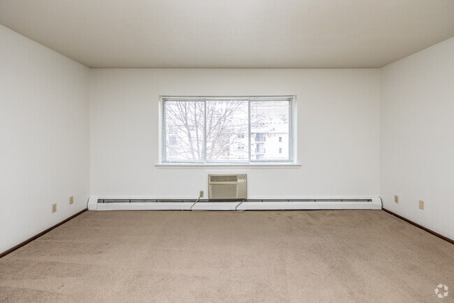 Studio - 420 SF