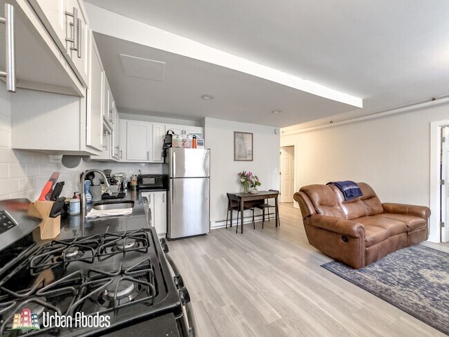 Photo - 727 W Roscoe St Unit M07B