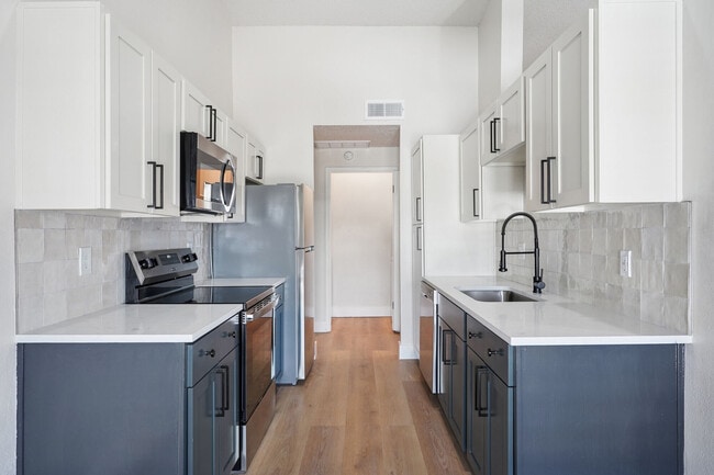 Building Photo - Benton Rental