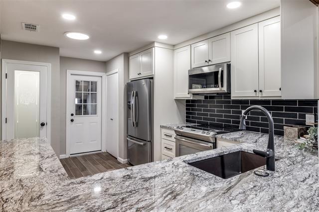 Photo - 7407 Wellcrest Dr