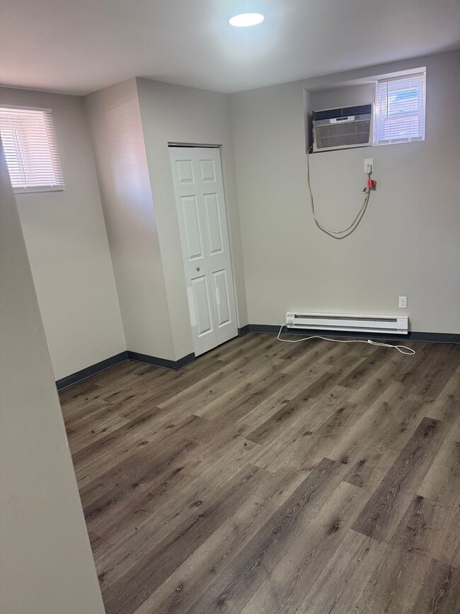 Photo - Mayflower Apartments Unit Apt 830B