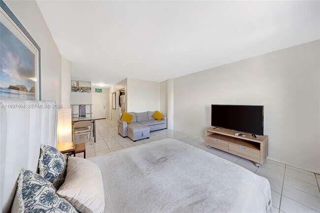 Photo - 7904 West Dr Unit 1010