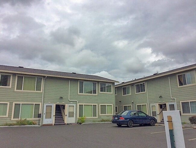 Photo - Jim and Salles Place