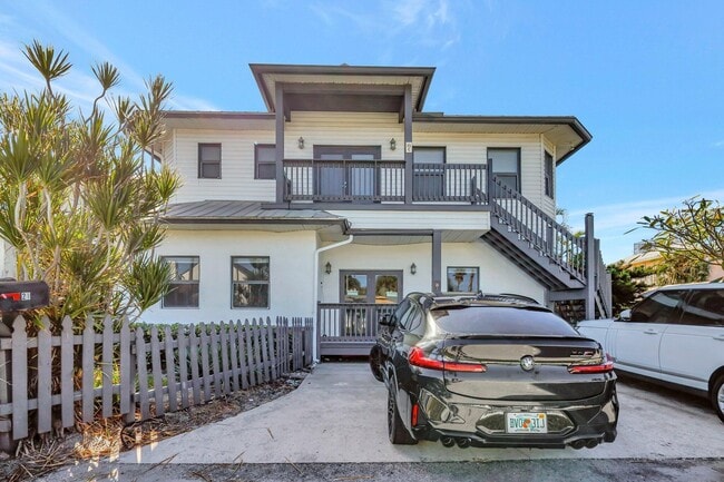 Building Photo - 21 Oceanview Dr Unit C
