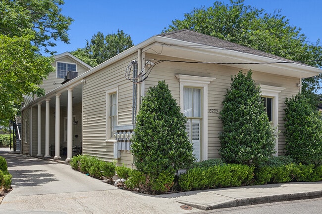 Building Photo - 6222 Laurel St Unit 6222 Laurel St  1