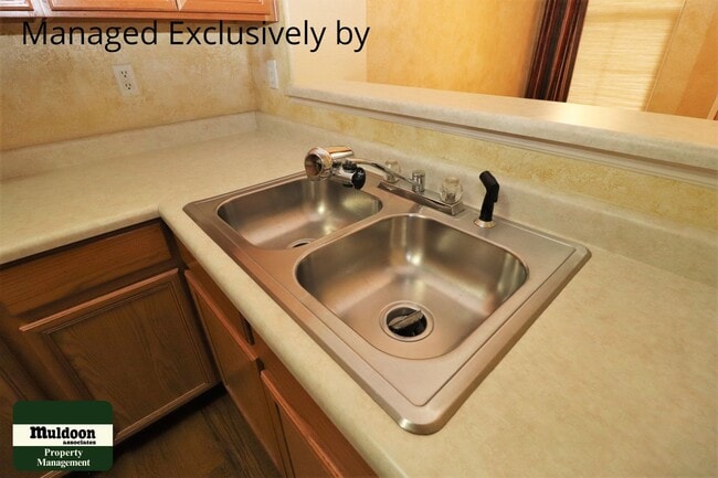 Photo - Northeast Pet Friendly Townhome!