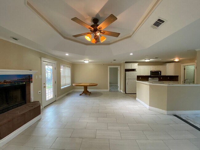 Photo - 5842 Berkshire Rd