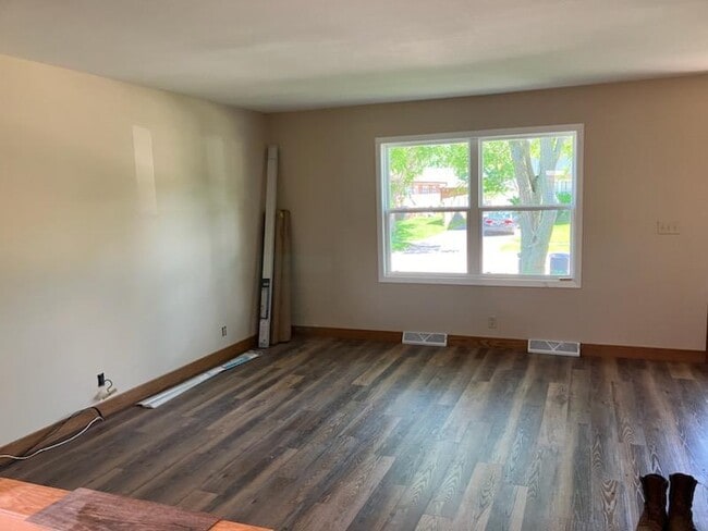 Photo - 138 Marcella St