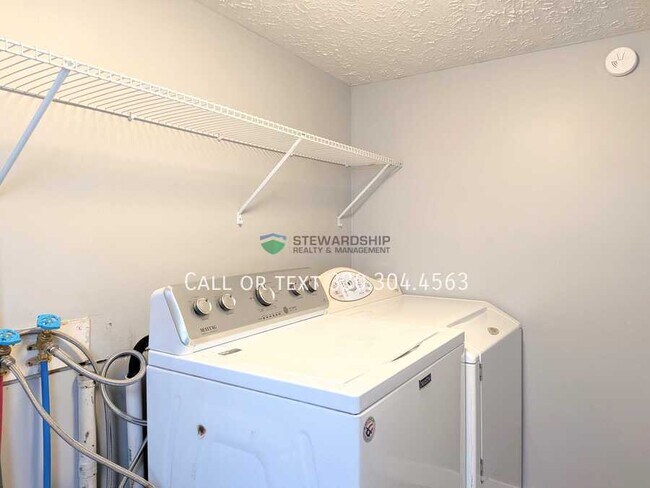 Photo - 15265 Lincoln Way W